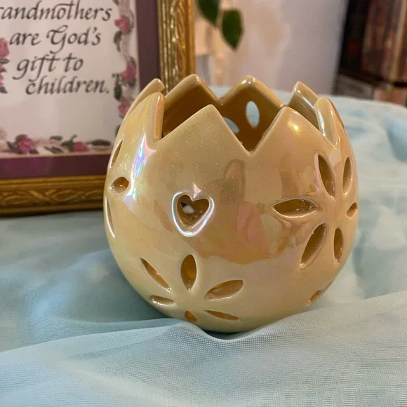 PICTURE FRAME/JOURNAL/CANDLE HOLDER - Picture 4 of 6